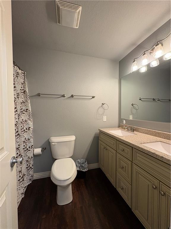 Building Photo - 808 E Central Ave