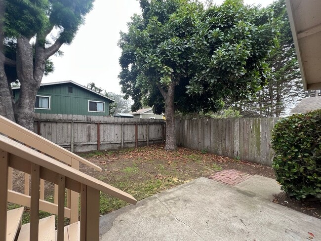 Building Photo - 375 Los Osos Valley Rd