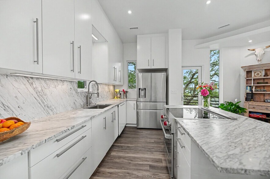 Building Photo - 2179 Sol Legare Rd