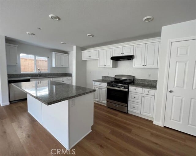 Building Photo - 5528 Soriano Wy