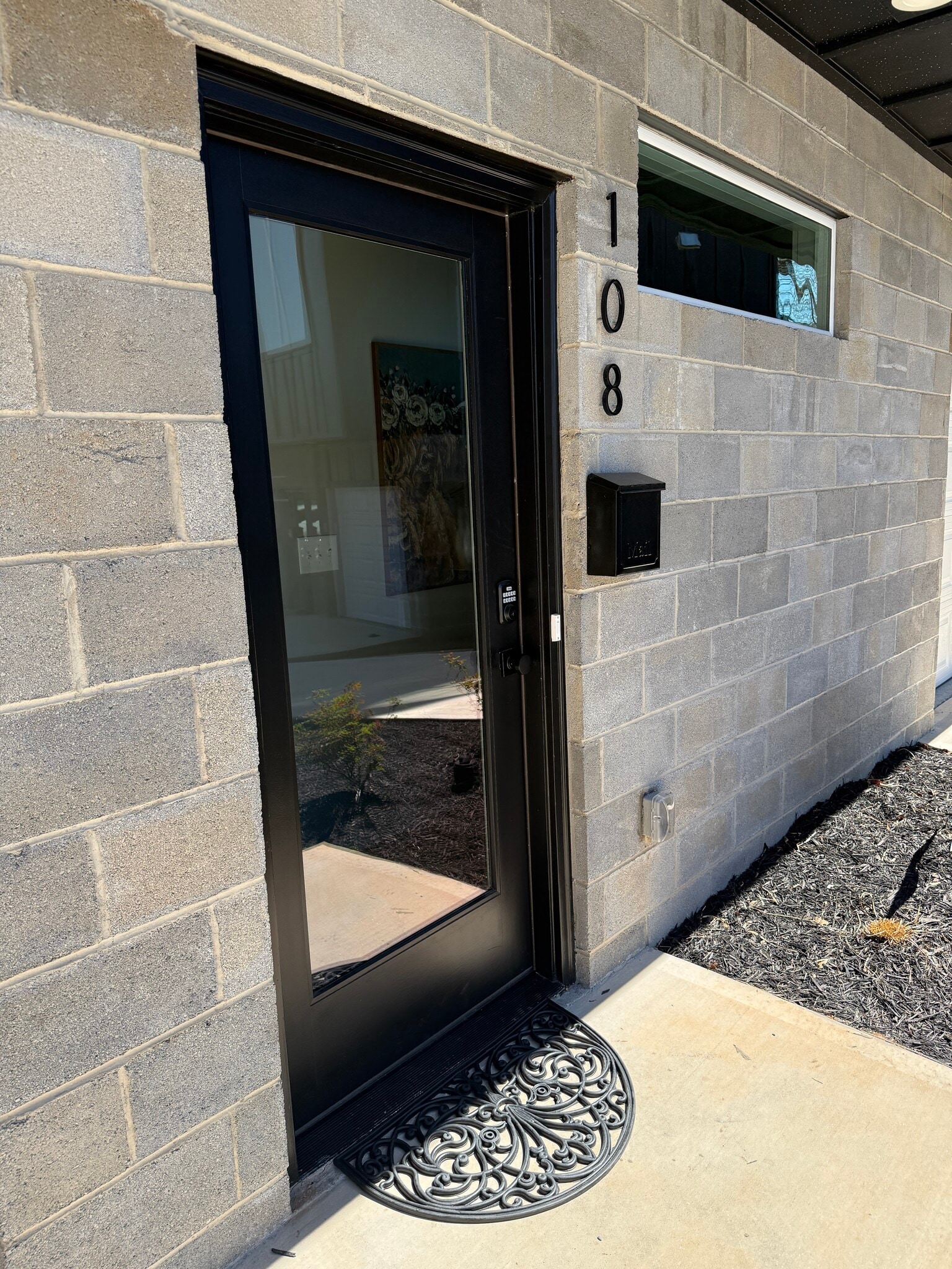 ENTRY - 108 Textile Ct