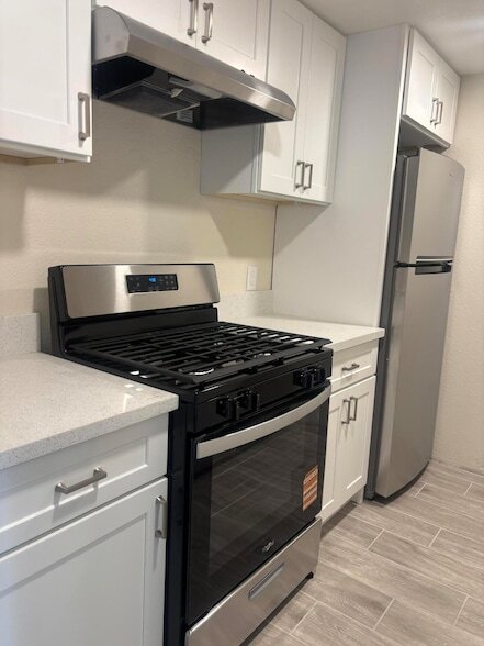 Building Photo - 74800 Sheryl Ave