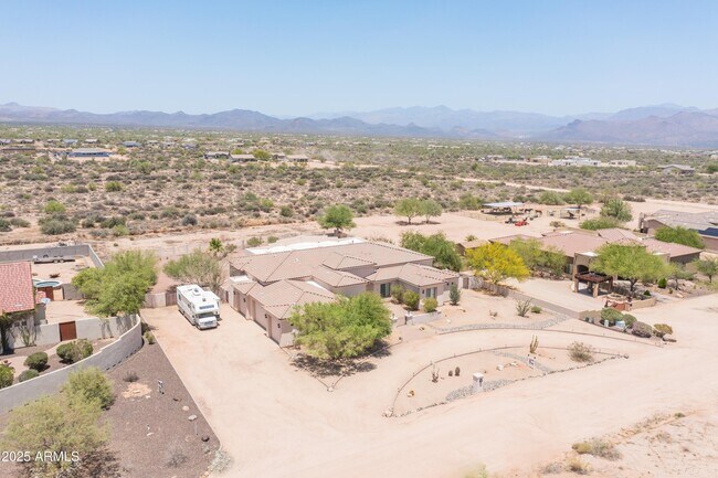 Building Photo - 16246 E Gamble Ln