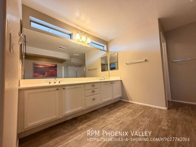 Building Photo - 13313 W Palo Verde Dr