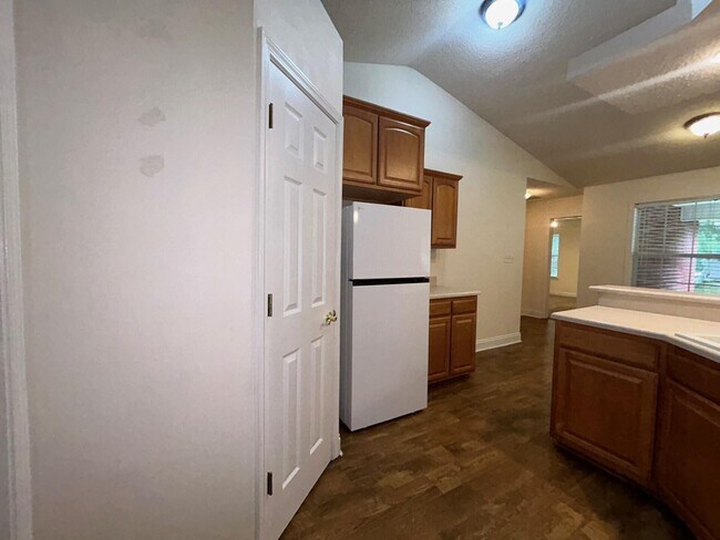 Building Photo - 3221 Twilight Dr