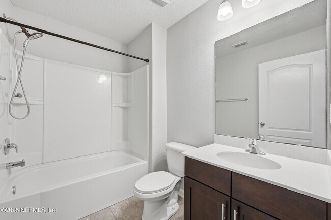 Building Photo - 292 Servia Dr