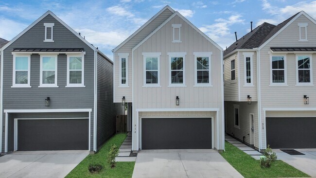 Building Photo - 311 Charlock St