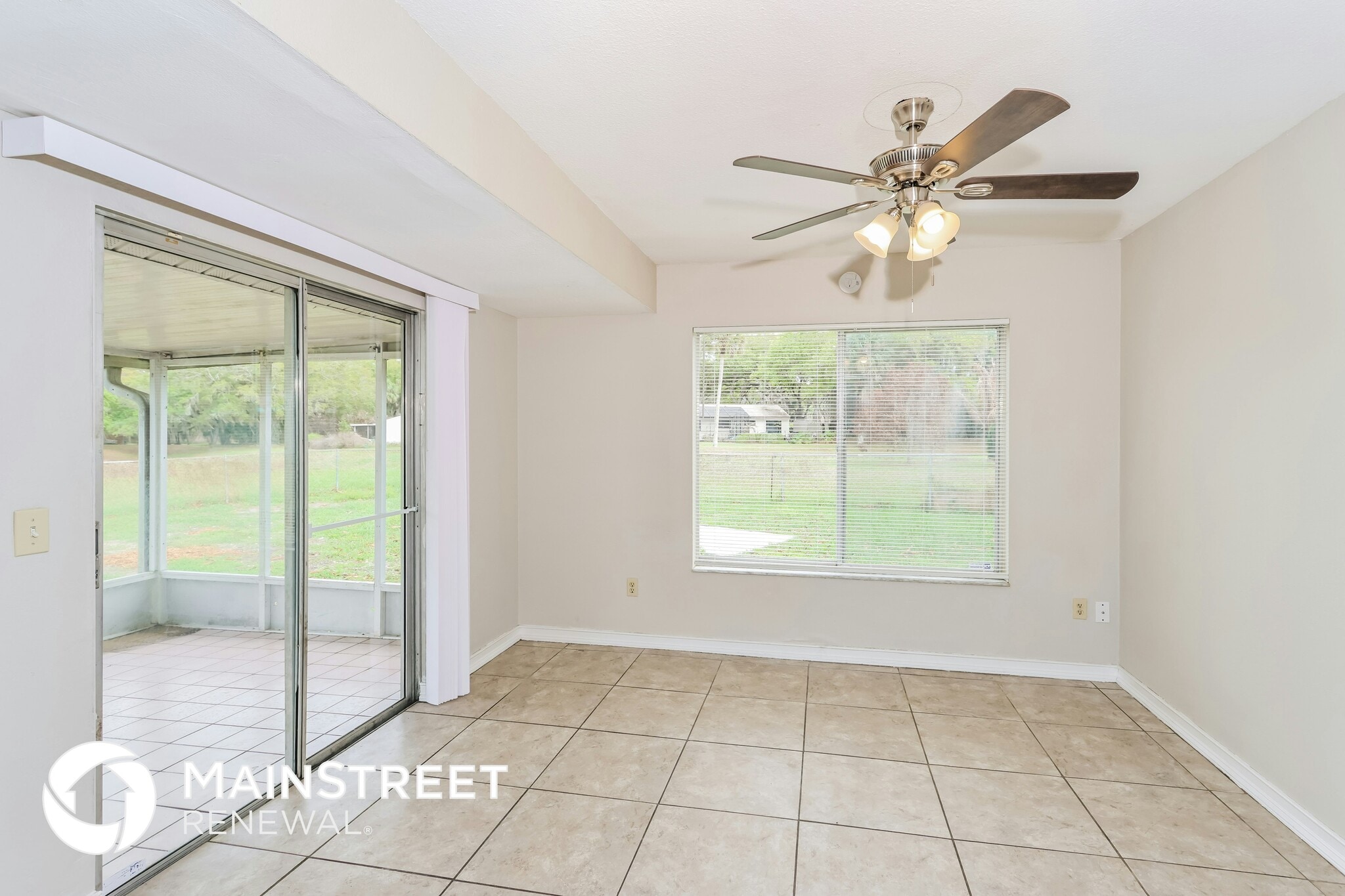 Building Photo - 1257 Linmoor Cir NE