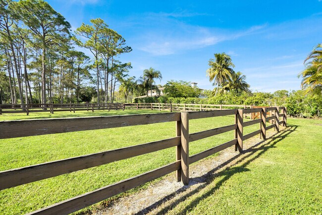 Building Photo - 11231 Ira Ln