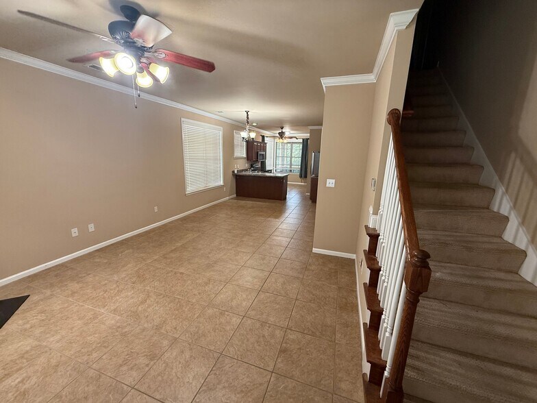 Building Photo - 2343 Ridgemont Dr