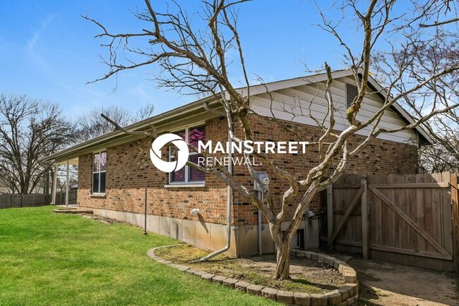 Building Photo - 3620 Ange Dr