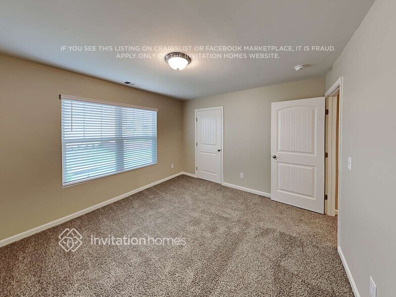 Building Photo - 956 Lilfield Ln