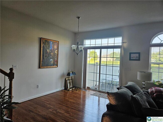 Building Photo - 311 Blue Sage Dr