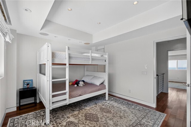 Building Photo - 102 Blue Lagoon