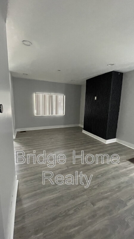 Building Photo - 6960 Monticello St