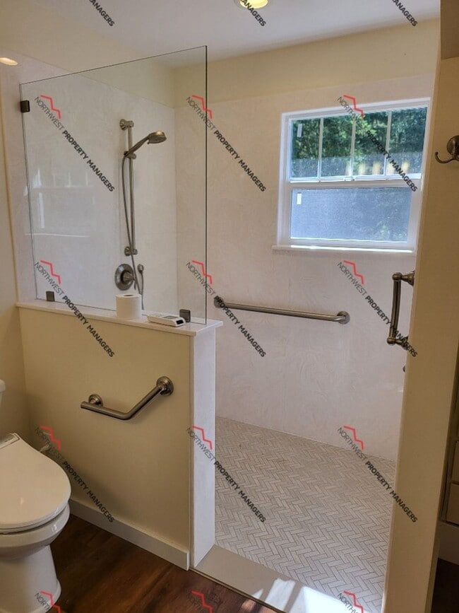 Building Photo - STATUS *PENDING APPLICATION* | R207 | $2100