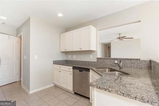 Building Photo - 82 Gray Field Ct