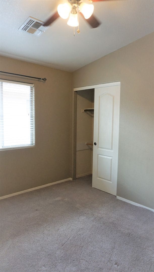 Building Photo - 3359 Zion Ct