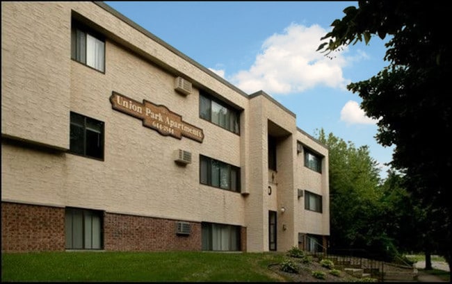 Primary Photo - Union Park Apartments