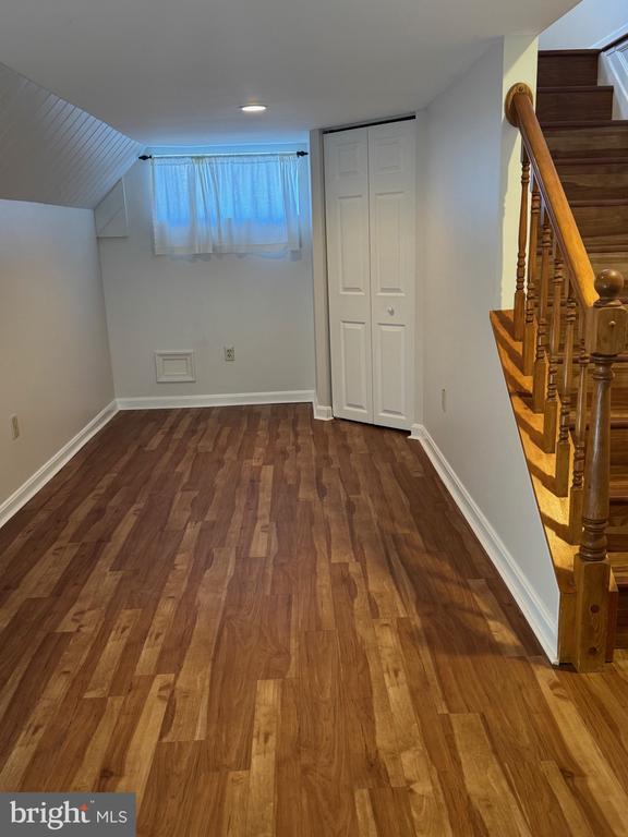 Building Photo - 606 S Belnord Ave