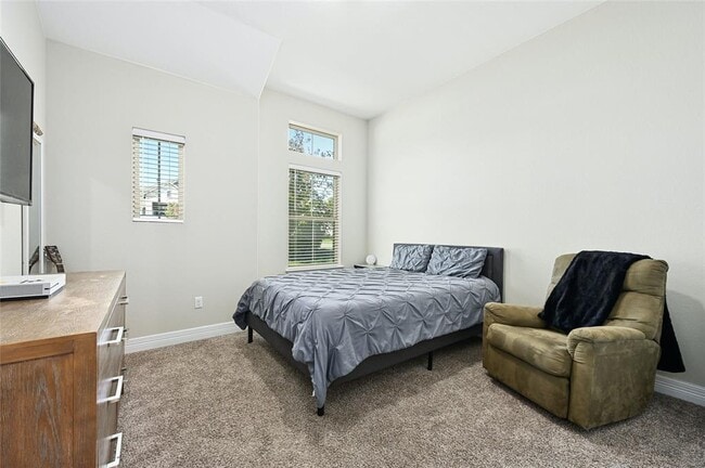 Building Photo - 117 White Steppe Way