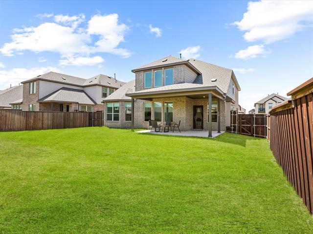 Building Photo - 5604 Crestview Dr