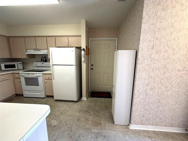 Building Photo - 17532 SE 100th Ct