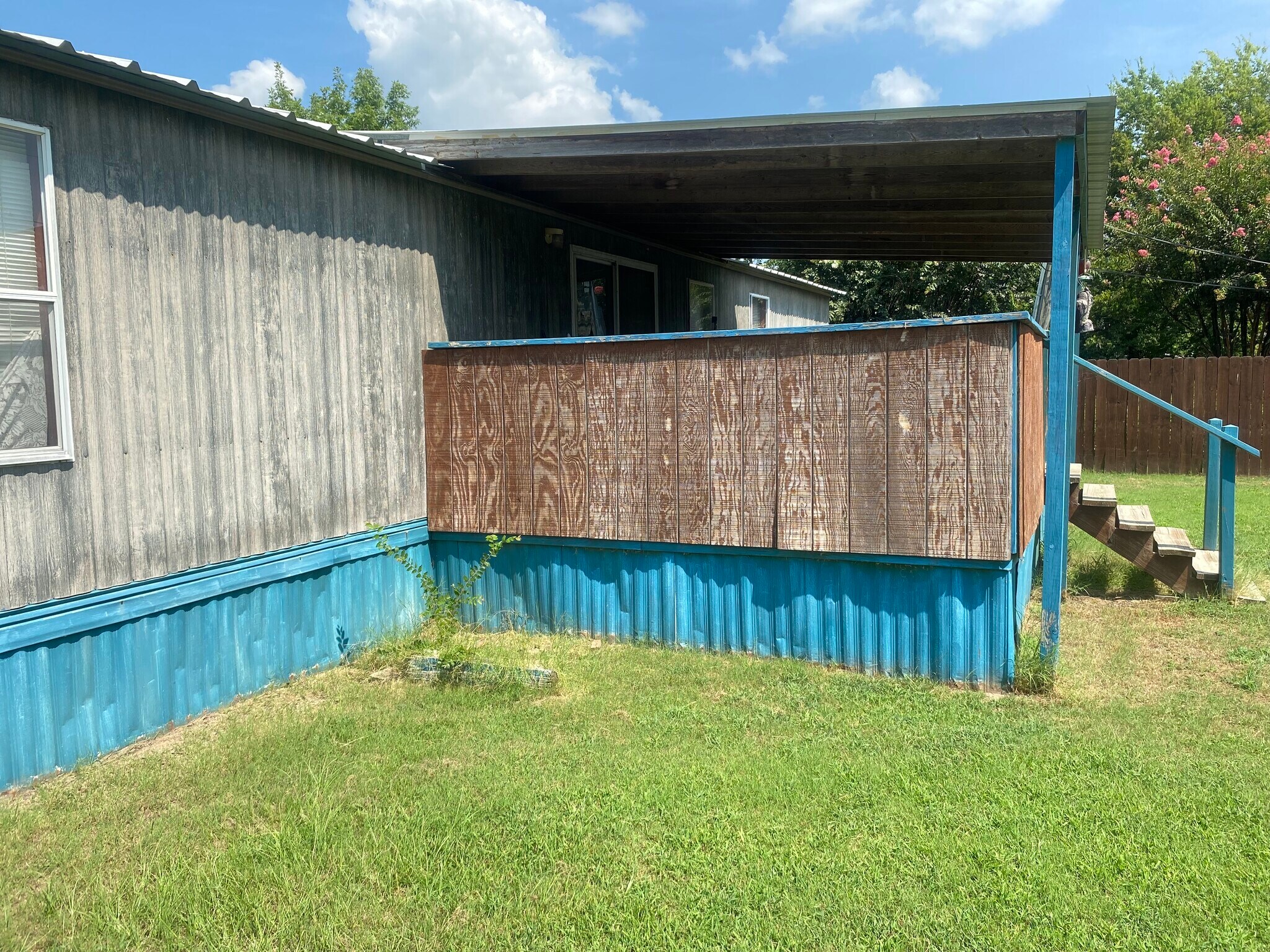 Building Photo - 222 Trailwind St