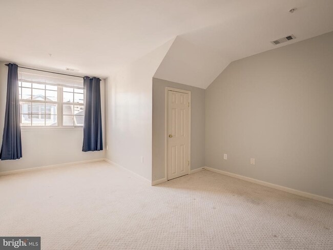 Building Photo - 12139 Amber Ridge Cir