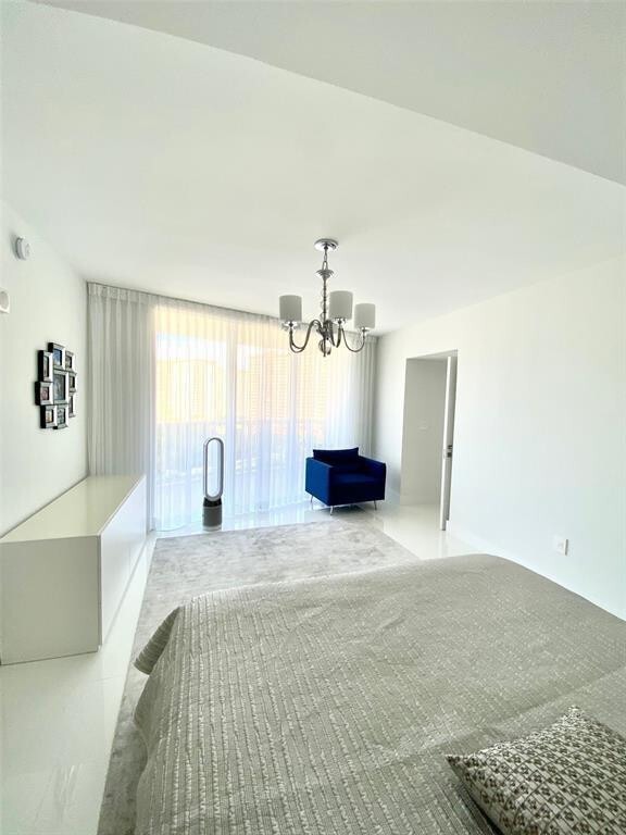 Building Photo - 17201 Collins Ave