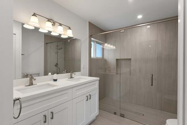 Building Photo - 13177 47th Ct N