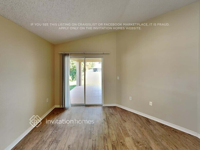 Building Photo - 1395 Valhalla St