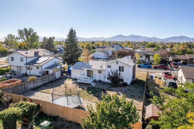 Building Photo - 6585 S 5135 W