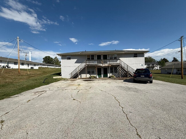 Primary Photo - 7308 N Wade School Rd