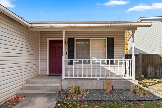 Building Photo - Liberty Lake 4 Bed 2 Bath Home that has been nicely updated