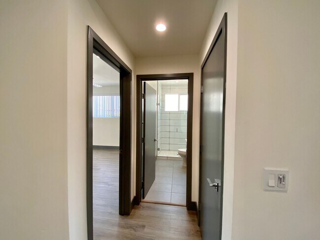 Building Photo - 6437 86th