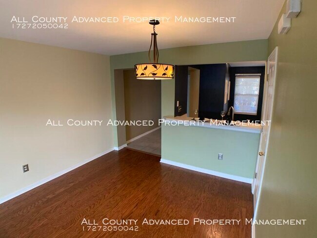 Building Photo - Waterford townhome for rent many amenities