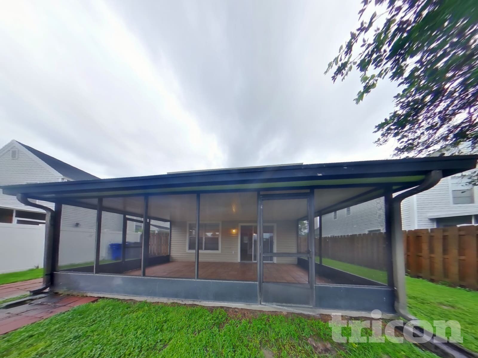 Building Photo - 11011 Greenaire Dr