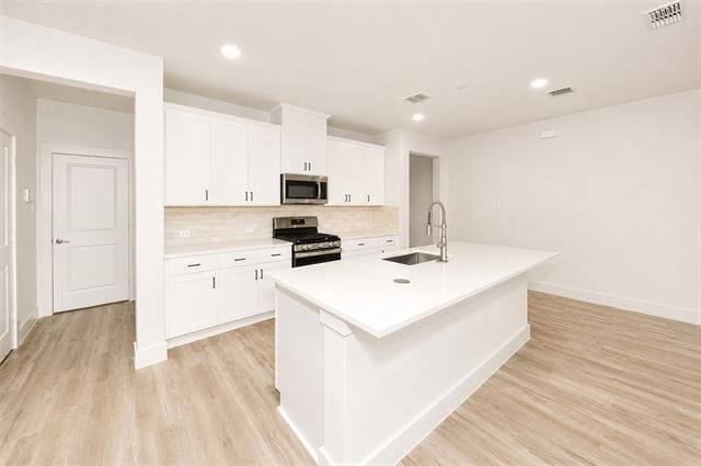 Building Photo - 8816 Enclave Wy