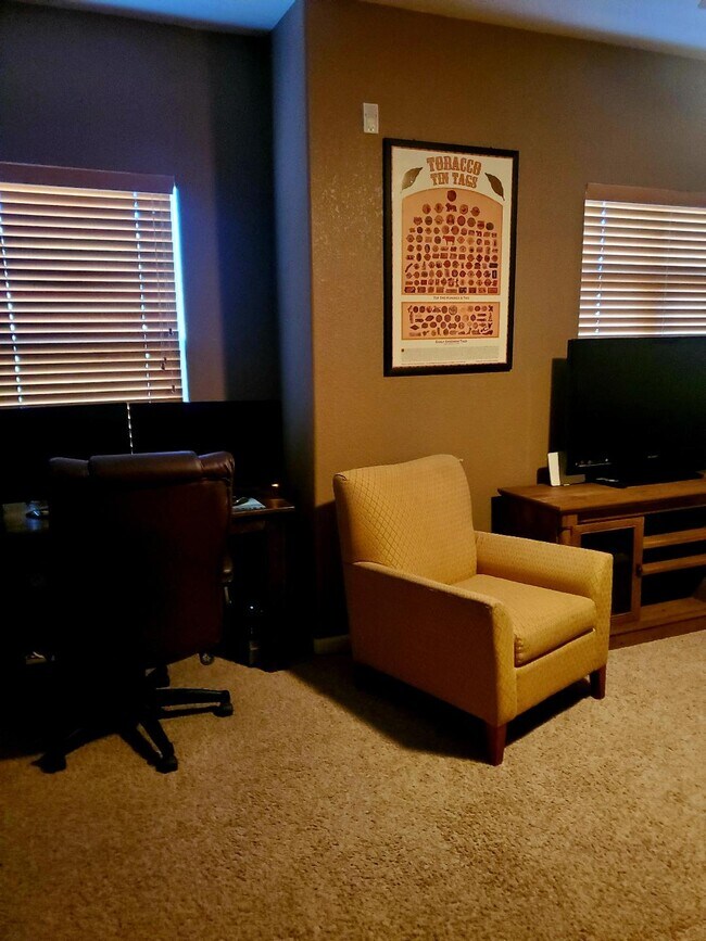 Building Photo - 5800 Tower Rd