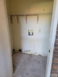 Building Photo - 1030 Sable Dr