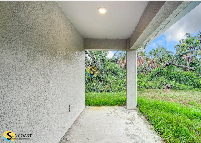 Building Photo - DREAM RENTAL HOME IN PORT CHARLOTTE