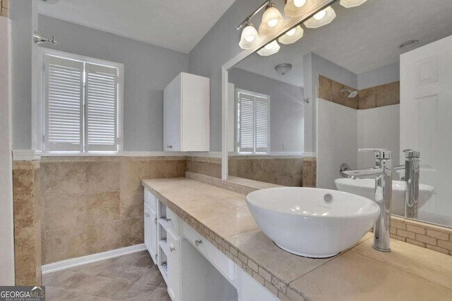 Building Photo - 986 Franklin Ridge Ct