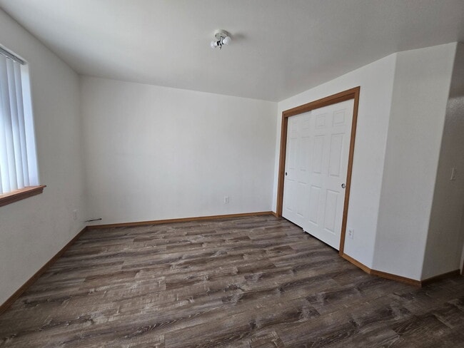 Building Photo - 324 Maylea Pl