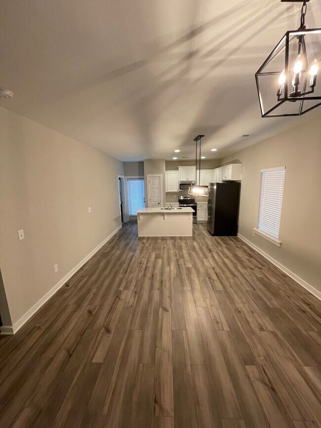 Building Photo - Home for Rent in Oak Grove, AL!!! Available to View with 48 Hour Notice!!!