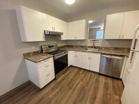 Building Photo - 2 Bed Condo Near the Old Mill
