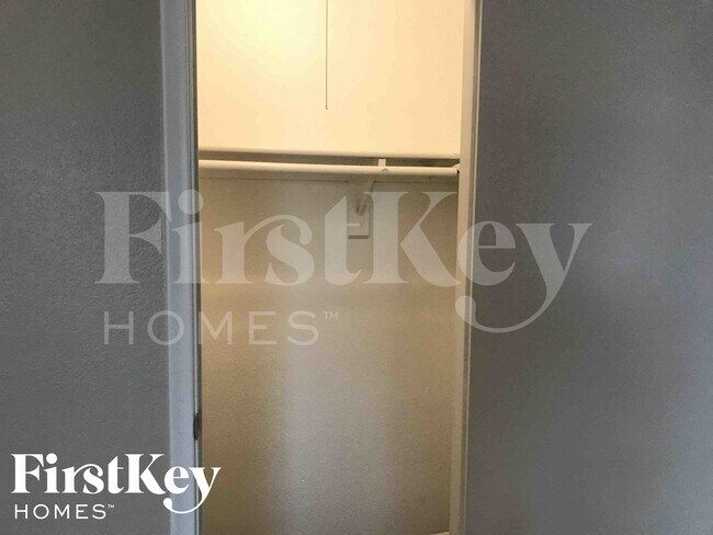 Building Photo - 1444 N Ananea