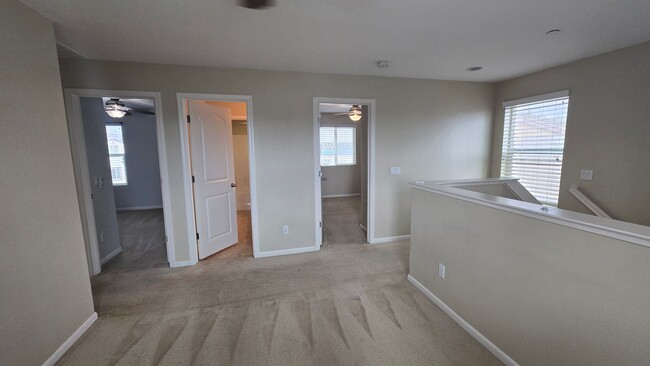 Building Photo - 5421 Tejon Ridge Ct