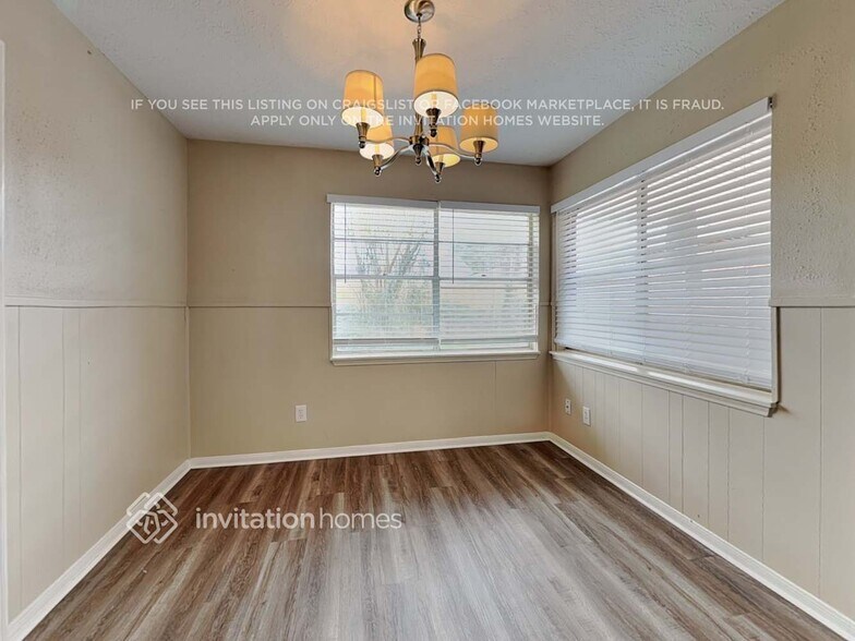 Building Photo - 4707 Lost Oak Dr