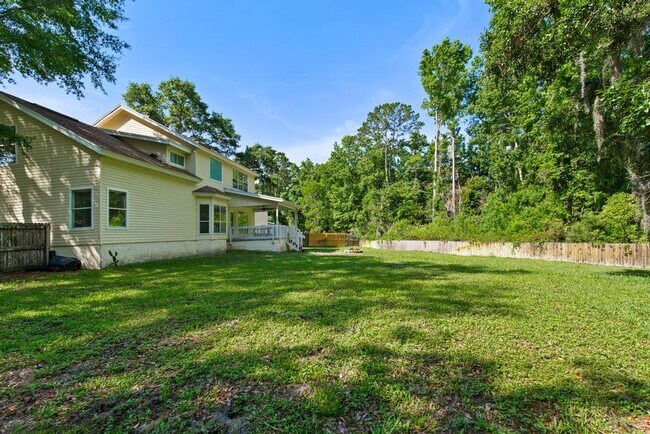 Building Photo - 13480 Gallant Fox Cir W